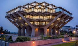 KHÁM PHÁ GEISEL LIBRARY – BIỂU TƯỢNG TRI THỨC TẠI UC SAN DIEGO